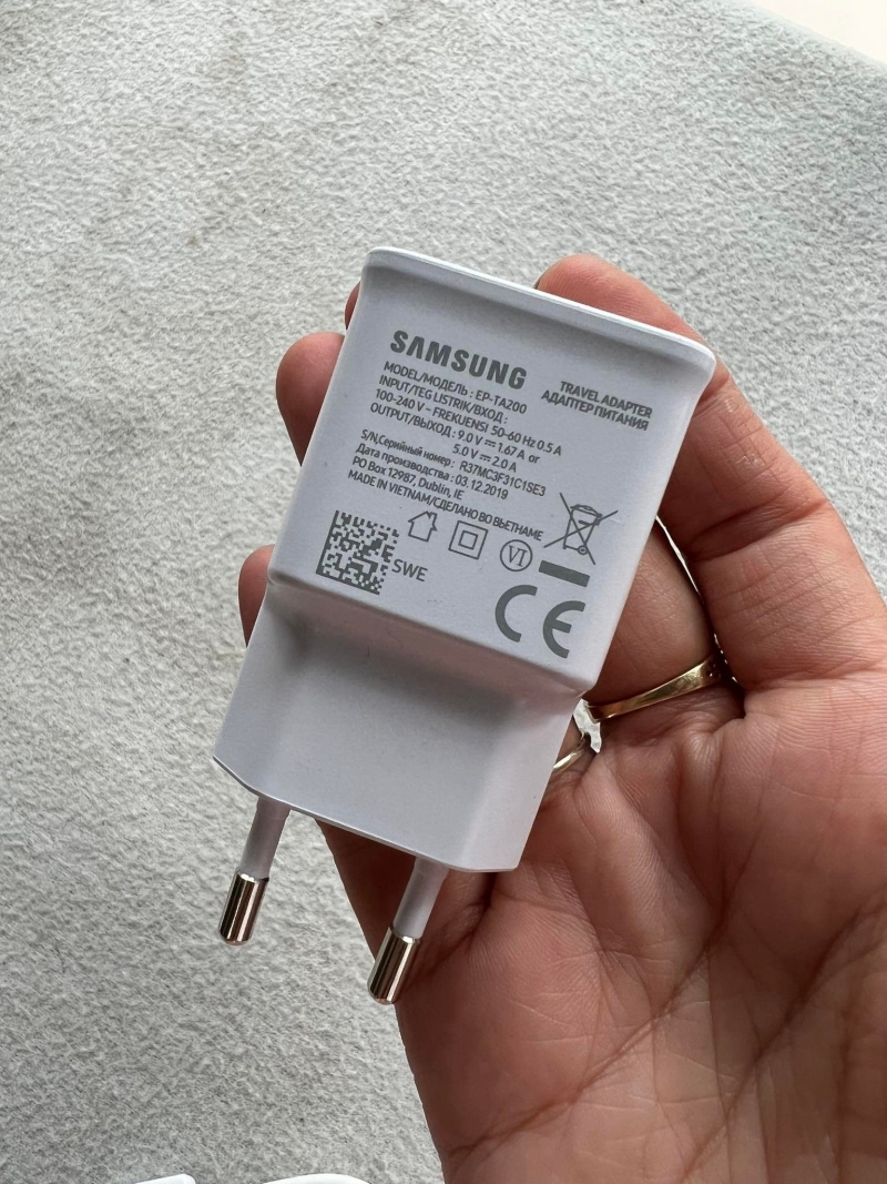 Cóc Củ Sạc Samsung Galaxy Tab S6 Lite 2022 P619 Chính Hãng Samsung Được Nhập Tại Hãng Samsung Với Chất Liệu Tốt Đẹp Sang Trọng Cung Cấp Nguồn Điện Ổn Định Cho Chiếc Dế Yêu Của Bạn.
